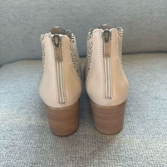 Sundance Penelope Sandals Made in Italy Cutout Floral Heels Size 41 - Picture 6 of 7